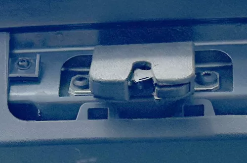 Seat Ibiza 6L Heckschloß Schloß unten an der Heckklappe 6L6827505A Fanghaken (100214)