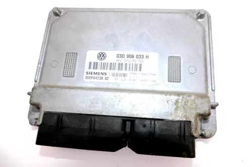 VW Fox Motor Steuergerät 03D906033H Motorsteuergerät BMD 40kw 54PS 1,2