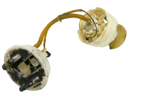 VW Passat 3B Benzinpumpe Tankpumpe Pumpe Kraftstofffördereinheit 8D0201319 A6