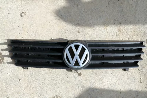 VW Polo 6N2 VW Zeichen Kühlergrill Grill schwarz