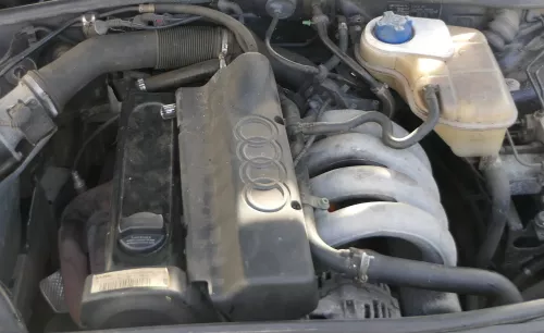 VW Passat 3B A4 B5 Motor ADP Block 185.000km 1,6 74kw 101PS