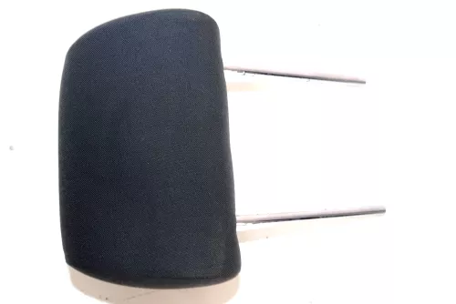 + Audi A4 B5 Kopfstütze vorne vorn oder hinten (fast) schwarz (100726)