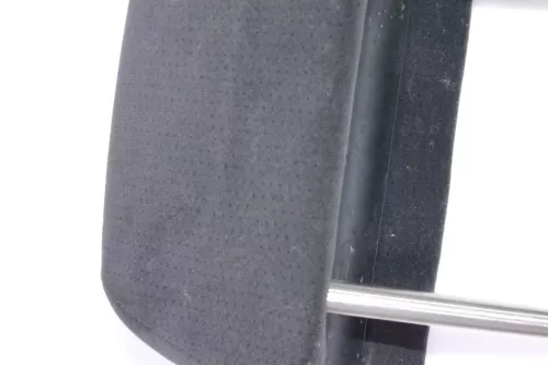 1x Passat 3B 3BG Kopfstütze Sitz Sitze hinten rechts /links Velour Karos schwarz (101212)