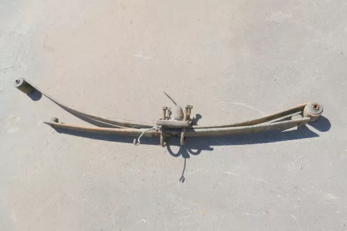 1x VW Caddy 9K Seat Inca Achse hinten Hinterachse Federn Blattfeder Blattfedern (101486)