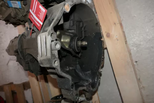 VW Passat 3B A4 B5 1,9 TDI 85kw 115PS Getriebe DUK 5 Gang vo AJM Motor 166.000km (101569)