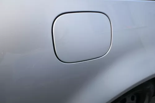 VW Golf 4 Variant Kombi Tankdeckel Deckel Tank Tankverschluß silber LA7W (101991)