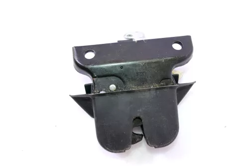 Audi A4 B5 Avant Heckschloß Schloß unten an der Heckklappe 8D9827505D Fanghaken (102264)