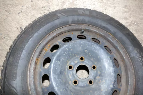 Audi A4 A6 Reifen M+S 215/60 R16 95H Felgen 6j x16H2 ET50    6,5mm (102349)