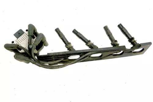 VW Polo 6N2 Lupo Bora Golf 4 032905106B 1,4 16V 75PS Zündspule APE AKQ APE AXP