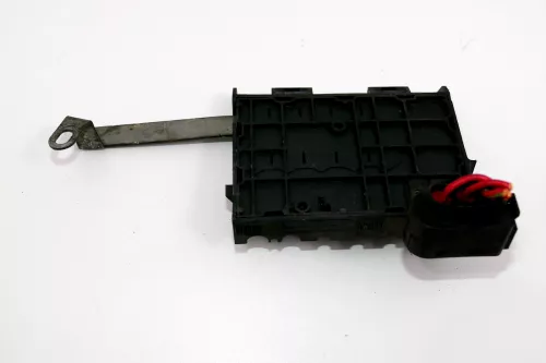 VW Bora Golf 4 Sicherungskasten Sicherungsdose Abdeckung Batterie 5-Fach (102551)