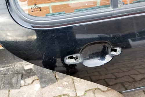 VW Golf 4 Limousine Tür hinten rechts schwarz L041 (KEINkombi) (103011)