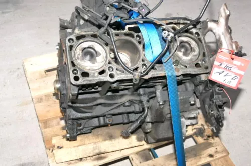 VW Passat 3B Audi A4 8E Motorblock Block1,9 TDI 74kw 101PS AVB