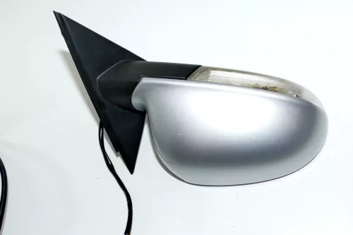 VW Passat 3BG elektrischer Spiegel Außenspiegel rechts silber LA7W Blinker (103360)