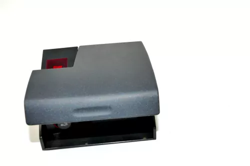 Audi A3 8L Aschenbecher Zigarettenanzünder vorne 8L0857951 (bis ca.2000)