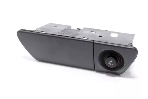 Audi A4 B5 Aschenbecher vorne 8D0857951B bis ca. Bj. 1999. (103467)