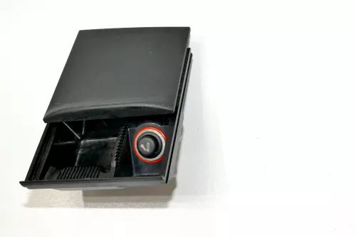 VW Golf 4 Bora Aschenbecher Zigarettenanzünder vorne 1J0857961G