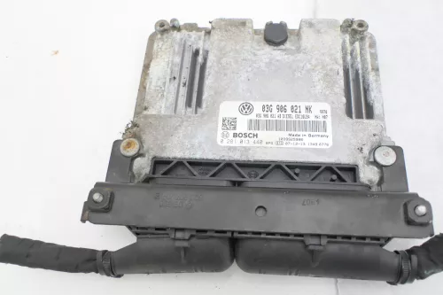 VW Passat 3C Steuergerät 2,0l 103kw 140PS BMP Motor 03G906021NK