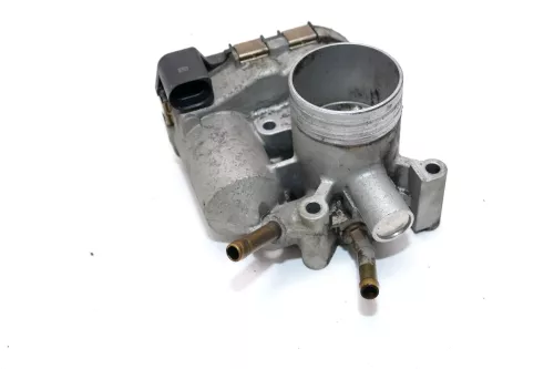 VW Polo 6N2 Lupo Drosselklappe Drosselklappenstutzen 030133062C AKK AUD ALD AUC