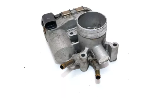 VW Polo 6N2 Lupo Drosselklappe Drosselklappenstutzen 030133062C AKK AUD ALD AUC