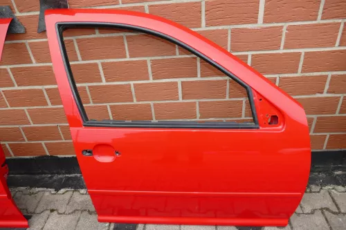 VW Golf 4 Bora Tür vorne rechts Beifahrertür 4/5-Türer + Kombi Variant rot LP3G