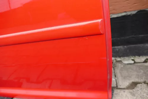 VW Bora Tür hinten rechts nur Limousine rot LP3G (ohne die große Scheibe) (103937)