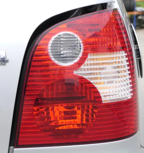 Polo 9N Rücklicht hinten rechts 6Q6945096B Rückleuchte Heckleuchte Lampenträger (104106)