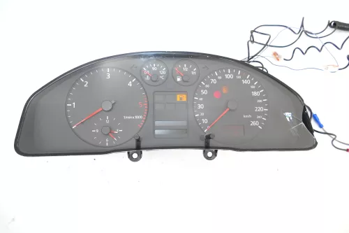 Audi A4 B5 Tacho Tachometer Kombiinstrument 259000km 8D0919861A Diesel 1,9 TDI