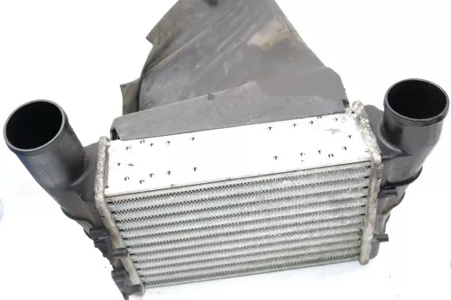 VW Passat 3B Audi A4 Ladeluftkühler Ladeluft Kühler 1,9 TDI 1,8T 058145805A - Lu