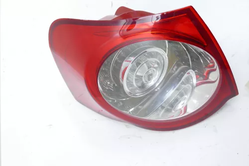 VW Passat 3C Variant Kombi Rücklicht hinten links ausse Rückleuchte Heckleuchte (104437)