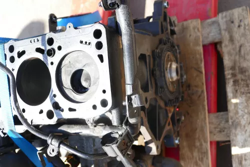 + VW Golf 4 Bora Motor Block Motorblock 1,9 TDI 85kw 101PS 038103101J AJM PD (104666)