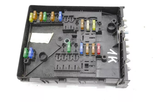 VW Golf 5 Touran Steuergerät Zentralelektrik Sicherungskasten 1K0937125