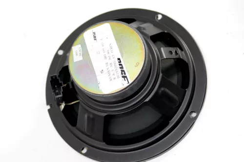Audi A6 4B Box Lautsprecher 4B0035411A vorne oder hinten links oder rechts Bose (105031)