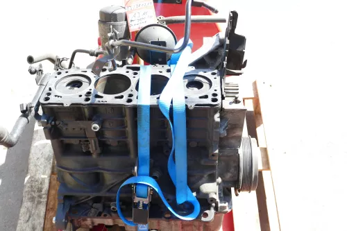 VW Golf 4 Bora Motor Block Motorblock 1,9 TDI 74kw 101PS 038103101AE AXR PD