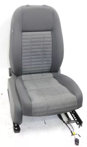 VW Golf 5 V Sitz Beifahrersitz vorne rechts 4/5-Türer auch Kombi