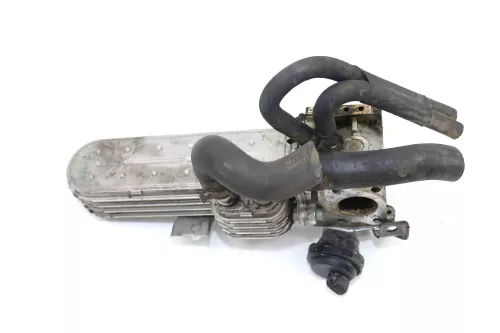 VW Bora  Golf 4 Drosselklappe Reglerklappe Abgaskühler 1,9 AXR 74kw 101PS (105232)