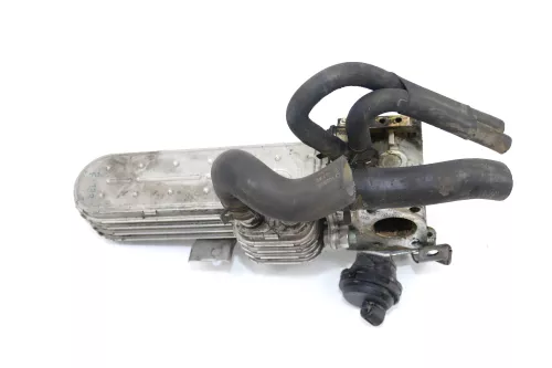 VW Bora  Golf 4 Drosselklappe Reglerklappe Abgaskühler 1,9 AXR 74kw 101PS