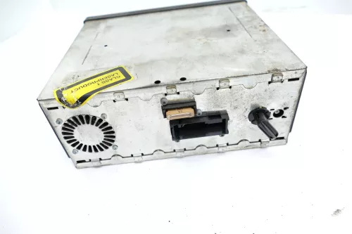 VW Passat 3B 3BG  Navi Navirechner Steuereinheit 4D0919887D Bedienteil Rechner (105416)