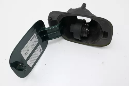 VW Golf 4 Variant Kombi Tankdeckel Deckel Tank Tankverschluß grün LC6M (105447)