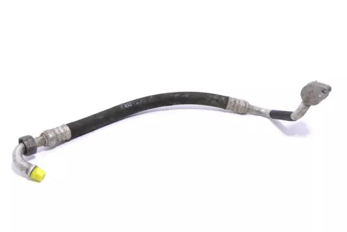 VW Passat 3B A4 Klimaleitung Kältemittelschlauch 8D0260704F AHL ARM ANA ALZ AWT (106105)