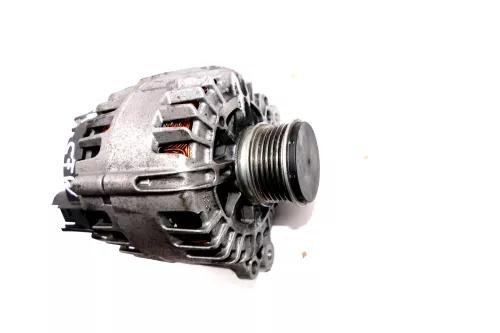 VW Polo 6R Ibiza 6J Lichtmaschine Generator 03P903023D 140A 1,2 TDI CFW (106303)