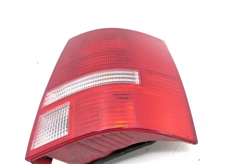 Golf 4 Variant Kombi Rücklicht hinten rechts Rückleuchte Heckleuchte weiß