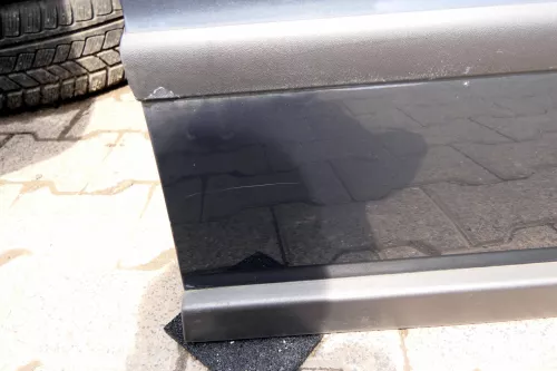 VW Passat 3B 3BG Kombi + Limo Tür vorne rechts Beifahrertür grau LC7V (106777)