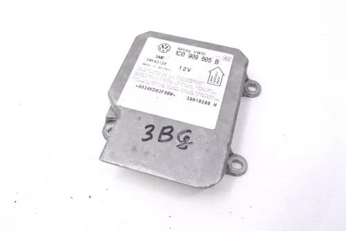 VW Passat 3BG T5 Steuergerät Airbag Airbagsteuergerät 1C0909605B Index 02