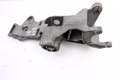 VW Passat 3B A4 Halter Konsole Lichtmaschine Träger 1.9 TDI  038903143AE