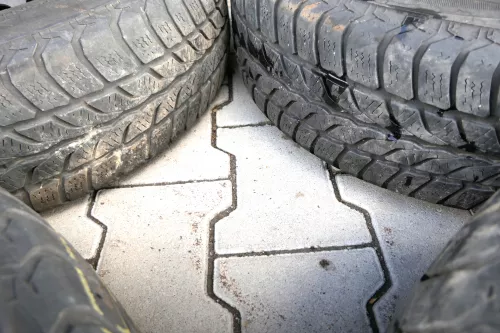 Audi A4 B5 A6 4B Winterreifen M+S 195/65 R15 91T Reifen 6jx15H2 ET45   5mm (107525)