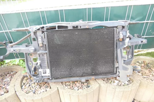 VW Passat 3B Schloßträger Klimaanlage 3B0805594N 2.3 5 Zylinder AGZ 150PS