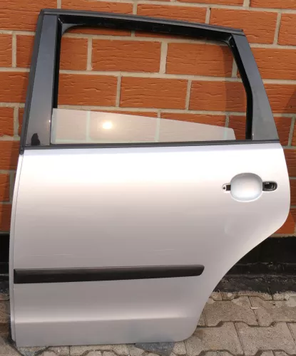 VW Polo 9N 9N3 Tür hinten links silber LA7W 4/5-Türer