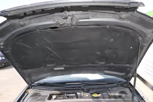 Audi A4 8E B6 Dämpfung Motorhaube Dämmung Motorhaubendämmung TDI Dämmmatte