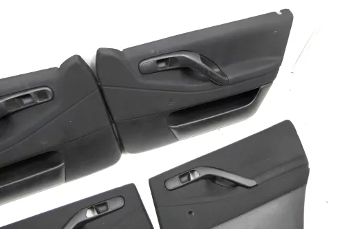VW Passat 3A Variant Türverkleidung Verkleidung Tür vorne hinten links schwarz (108316)