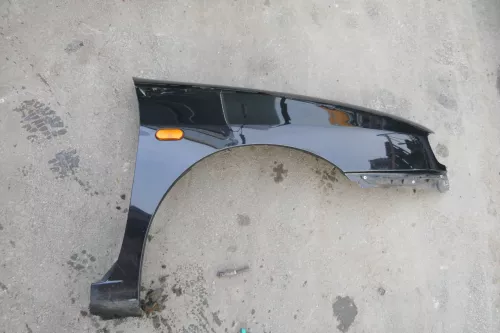 VW Caddy 9K Polo Variant 6Kv Kombi Kotflügel vorne rechts schwarz LC9Z